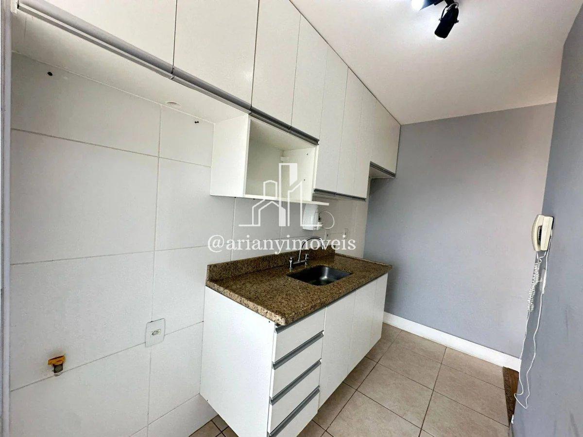 Apartamento à venda com 2 quartos, 70m² - Foto 5